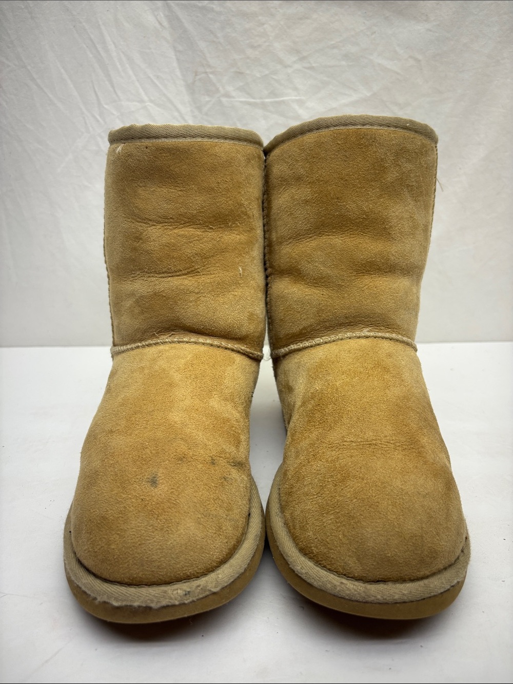 UGG Beige Suede Classic Short Boots, SZ 5, box 84